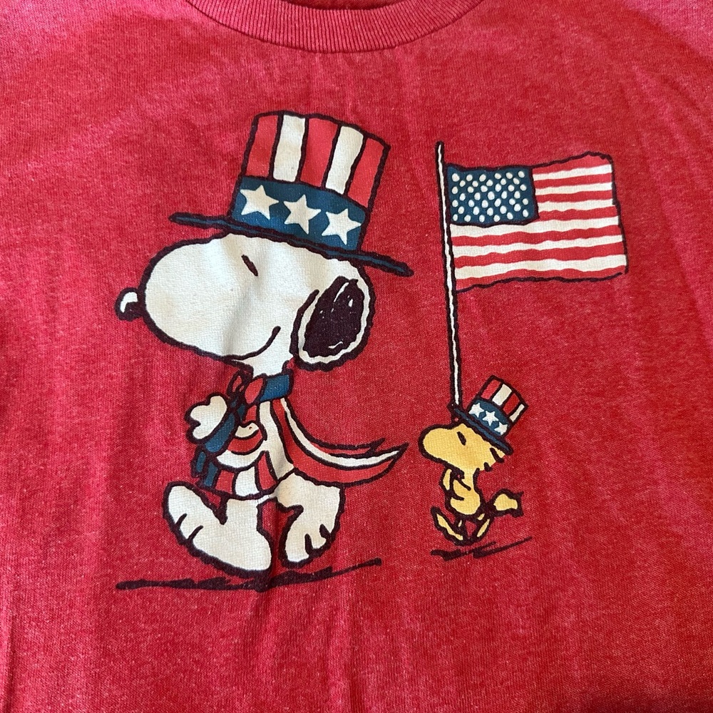 Peanuts Snoopy Patriotic T-Shirt Boys Size 5/6 Red American Flag Tee - Picture 2 of 3
